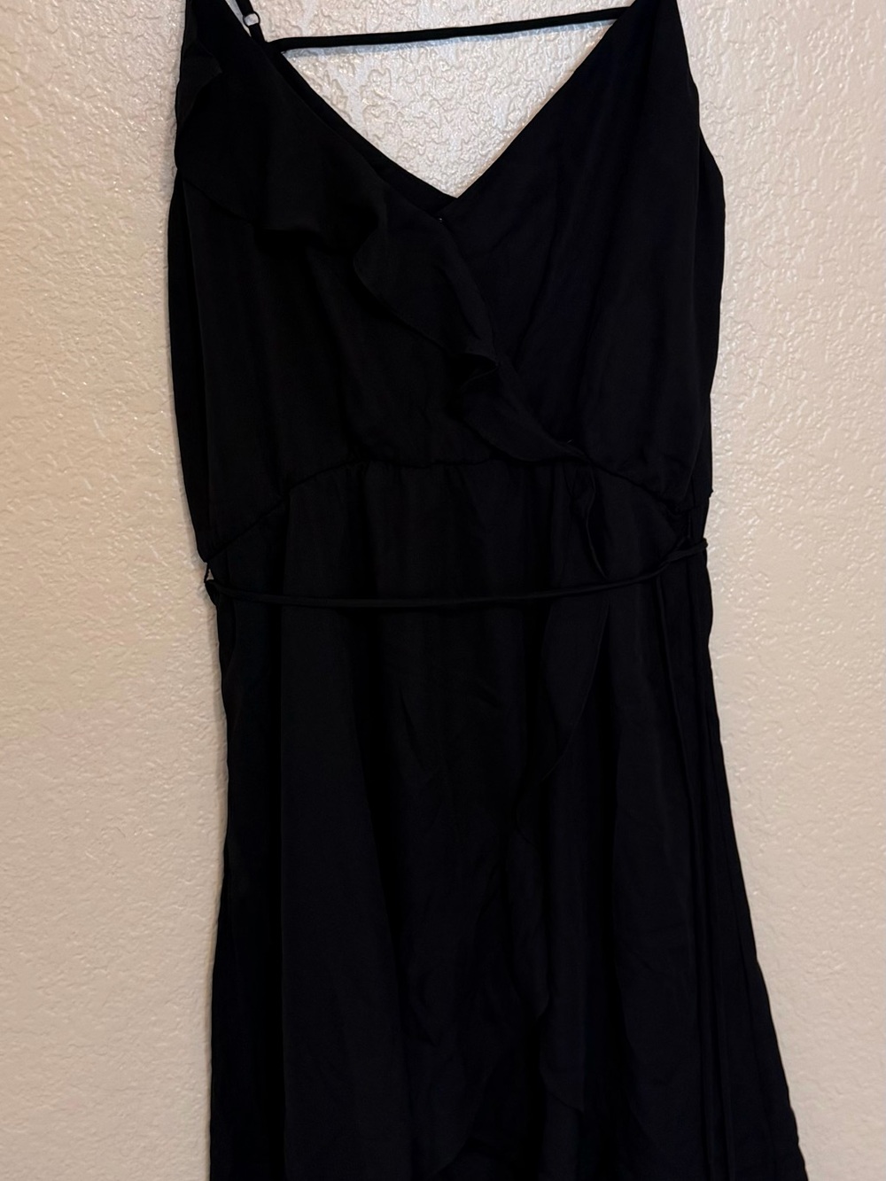 Socialite Cute Minimalist Black Dress
